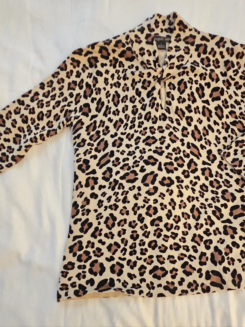 August Silk Beige/Black/Brown Leopard Print Tie V-Neck Knit Pullover Top L